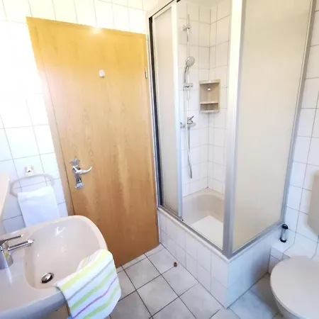 Holiday home Neu! Schoene Doppelhaushaelfte In