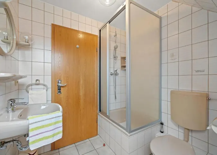 Tatil Evi Neu! Schoene Doppelhaushaelfte In *