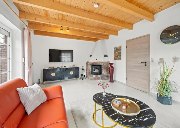 Neu! Schoene Doppelhaushaelfte In 別荘 ノルトダイヒ